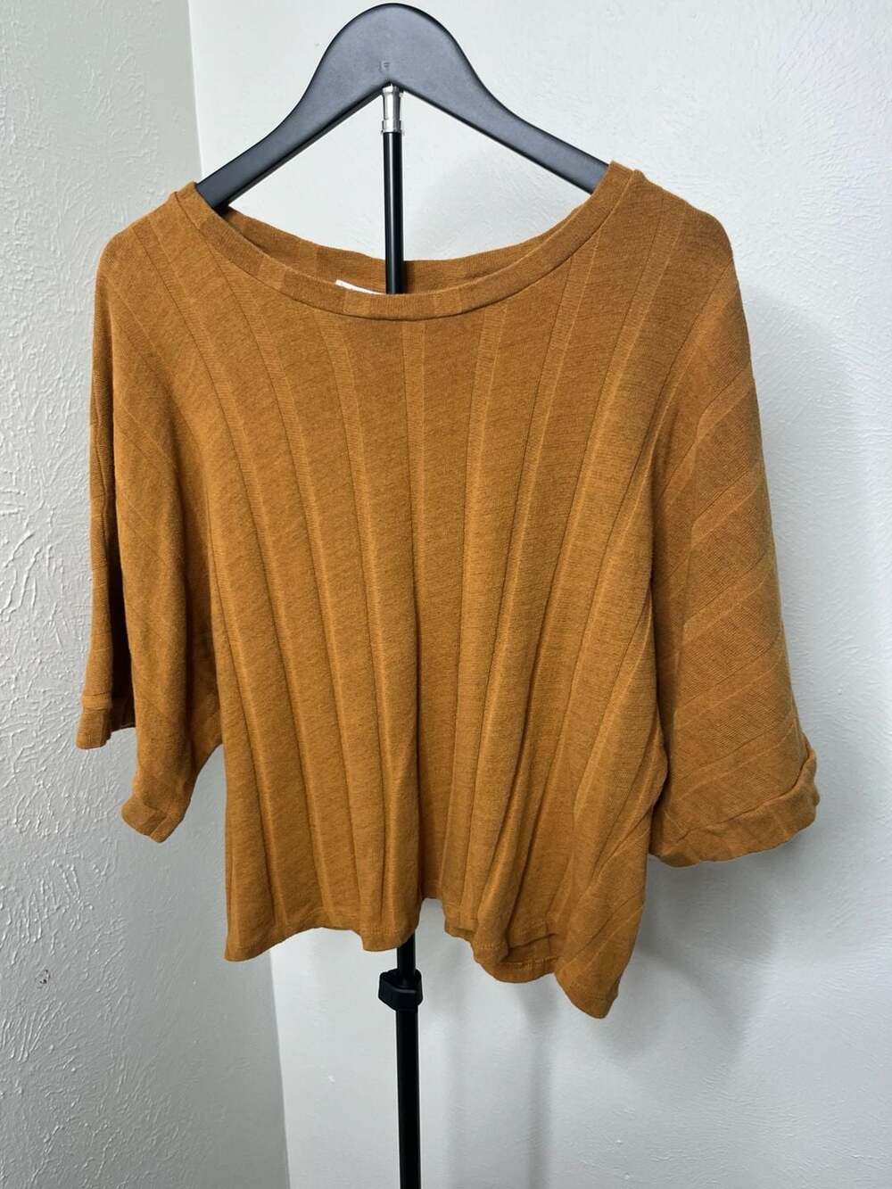 Mustard Yellow Ribbed Knit Dolman Sleeve Sweater Top Women’s Size M 3/4 Sleeve